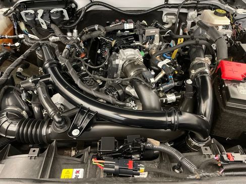 Used 2024 Ford Bronco Wildtrak AWD/4WD image 29