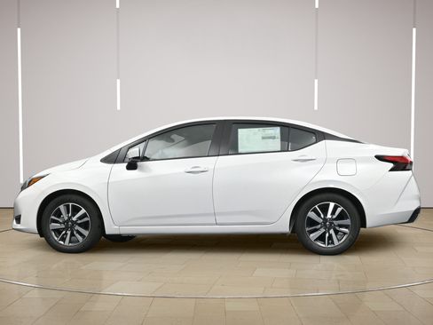 Certified 2025 Nissan Versa SV w/ Trunk Package FWD image 26