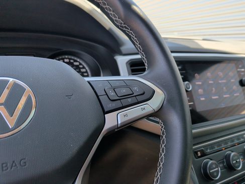 Used 2021 Volkswagen Atlas SE AWD/4WD image 19