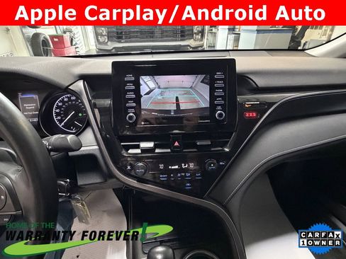 Used 2023 Toyota Camry SE image 16