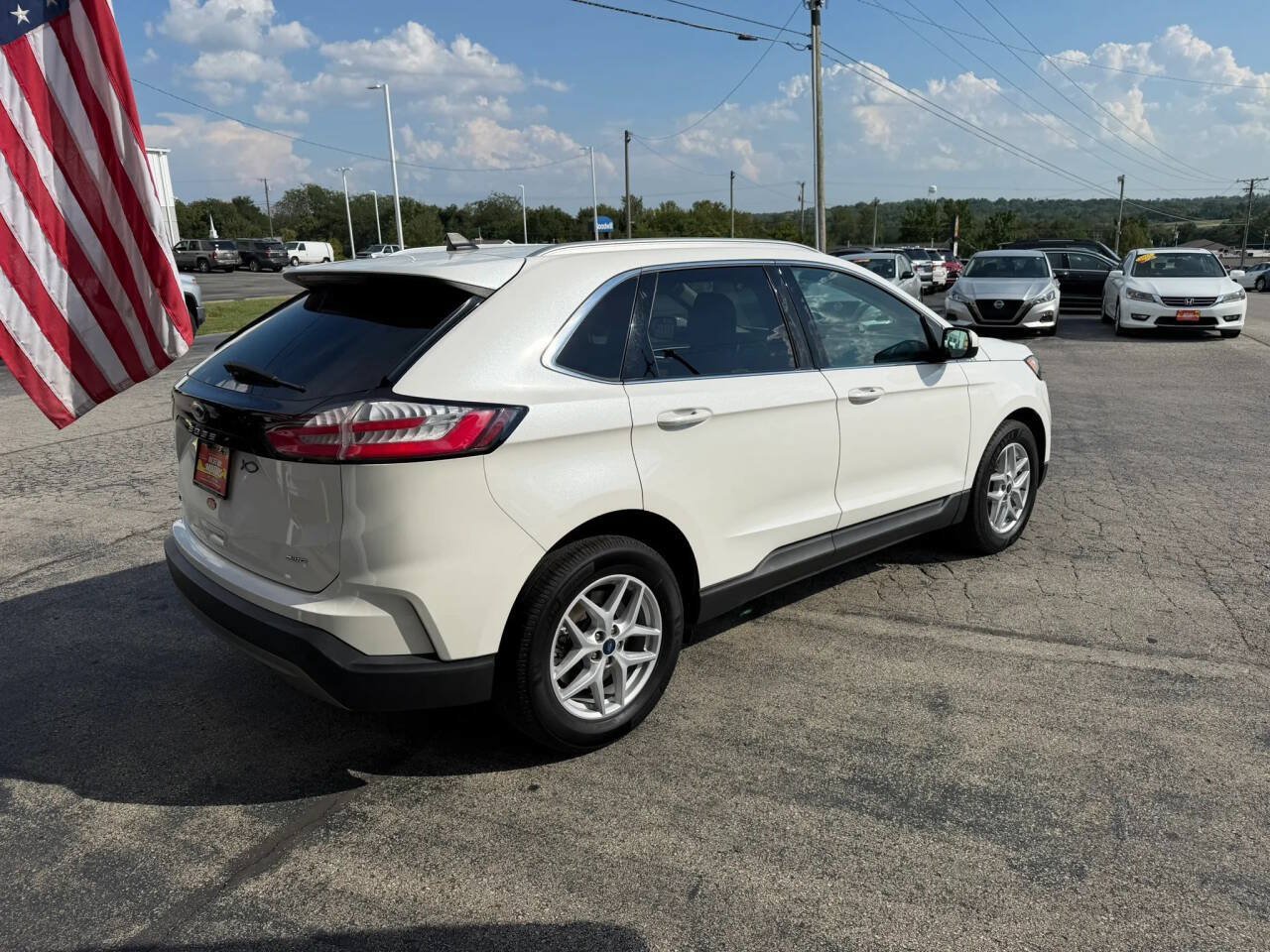 Used 2022 Ford Edge SEL w/ Convenience Package AWD/4WD image 5