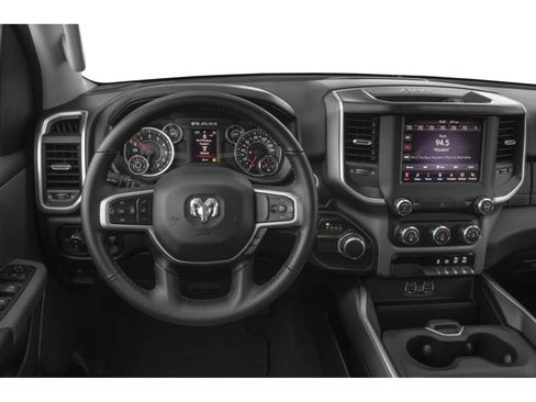 Used 2021 RAM 1500 Big Horn AWD/4WD image 4