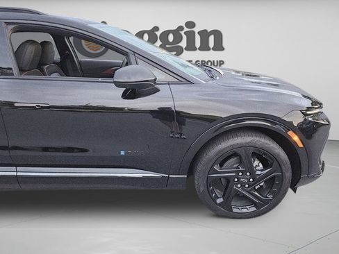 New 2025 Chevrolet Equinox EV RS w/ Convenience Package II image 22