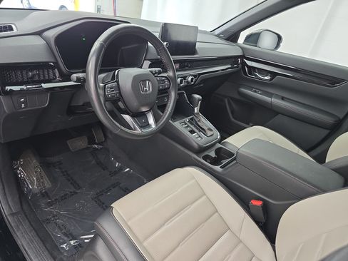 Used 2023 Honda CR-V Sport Touring image 16