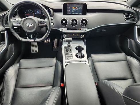 Used 2021 Kia Stinger GT image 12