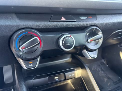 Used 2023 Kia Rio LX FWD image 18