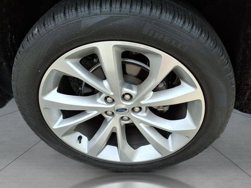 Used 2022 Ford Explorer Platinum w/ Equipment Group 601A image 19