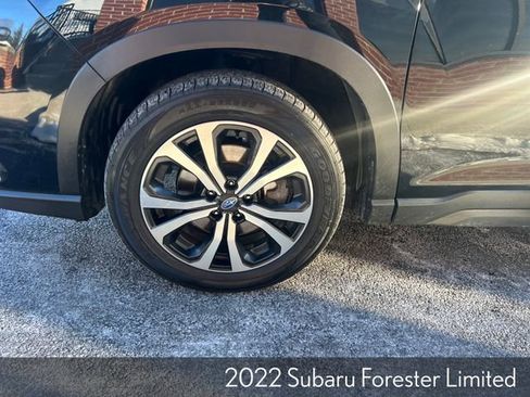 Used 2022 Subaru Forester Limited image 11