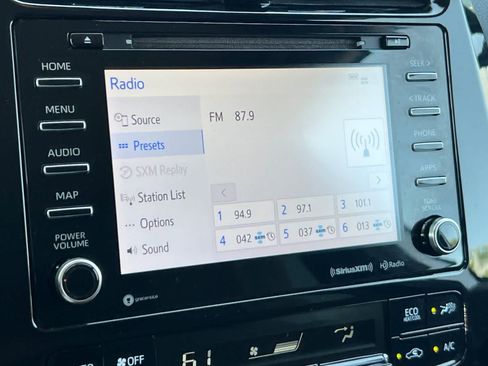 Used 2022 Toyota Prius Prime LE FWD image 21