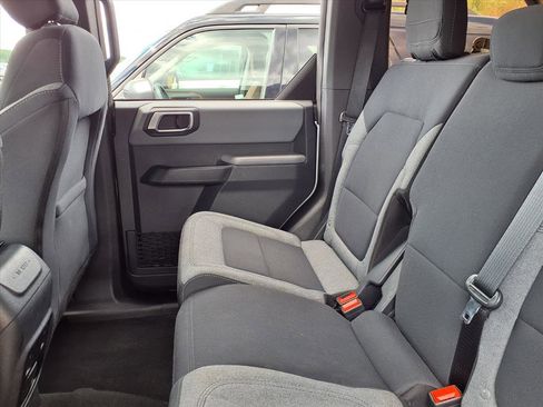 Certified 2023 Ford Bronco Base image 9