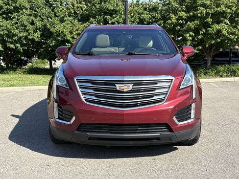 Used 2017 Cadillac XT5 Luxury w/ Driver Awareness Package AWD/4WD image 4