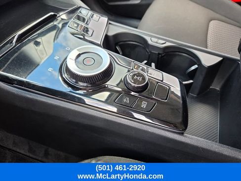 Used 2025 Kia Sportage LX AWD/4WD image 25