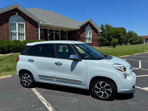 Used 2014 FIAT 500L Lounge FWD image 12