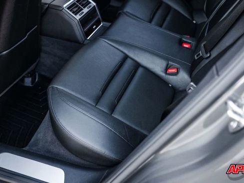 Used 2018 Porsche Panamera 4S image 70