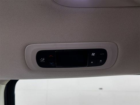 Used 2018 Chrysler Pacifica Touring Plus w/ Tire & Wheel Group image 24