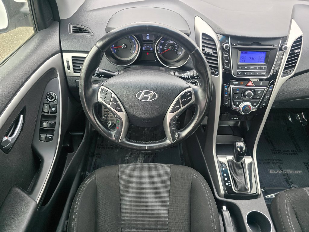 Used 2013 Hyundai Elantra GT w/ Touch & Go Pkg FWD image 10