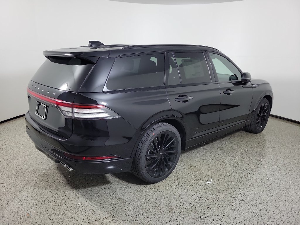 New 2027 Lincoln Aviator Reserve w/ Luxury Package RWD image 4