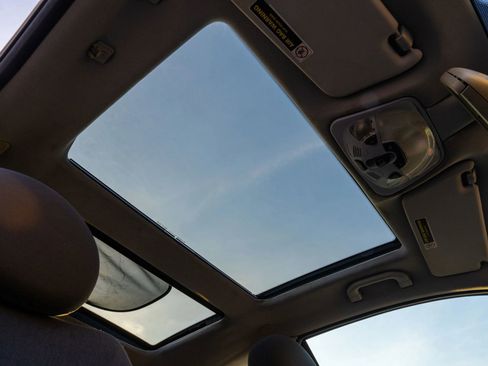 Used 2004 Mercedes-Benz C 230 Coupe image 11