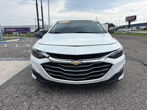 Used 2021 Chevrolet Malibu LS FWD image 8