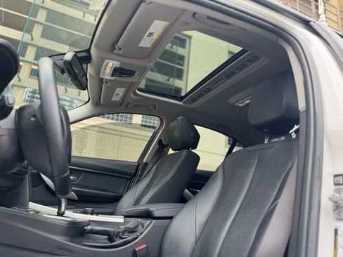 Used 2013 BMW 320i xDrive Sedan image 21