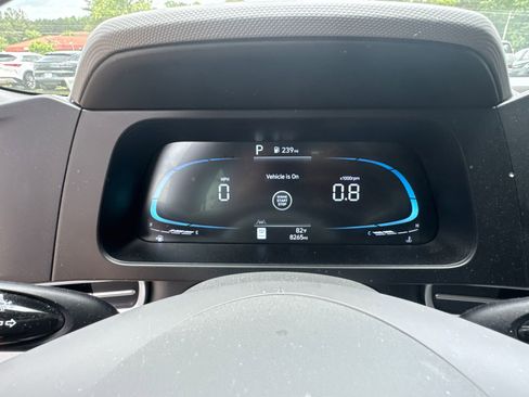 Certified 2025 Hyundai Elantra Sport FWD image 27