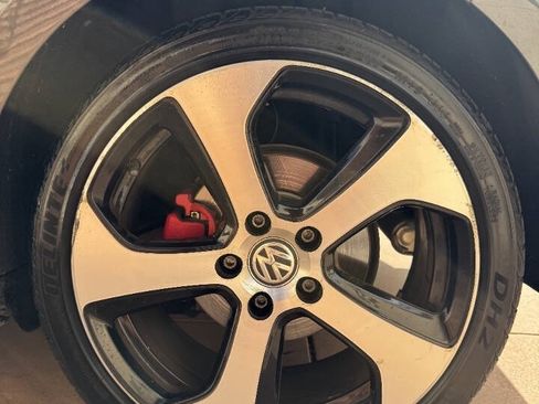 Used 2015 Volkswagen GTI Autobahn w/ Lighting Package (SEL) FWD image 36