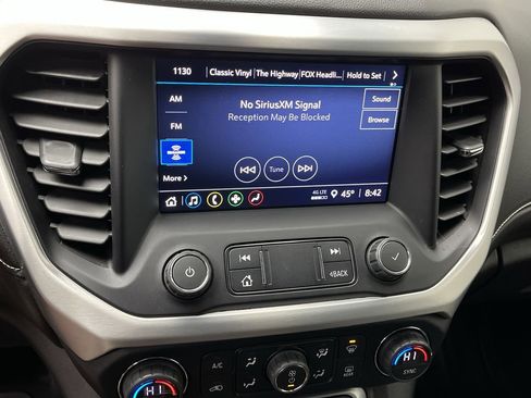 Certified 2022 GMC Acadia SLE AWD/4WD image 17