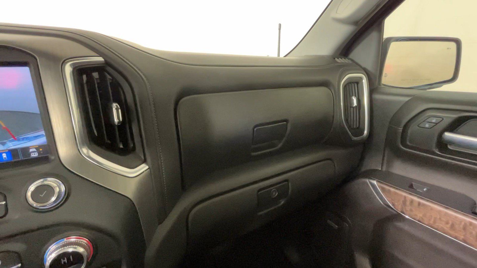 Used 2021 GMC Sierra 1500 Denali w/ Denali Ultimate Package AWD/4WD image 41