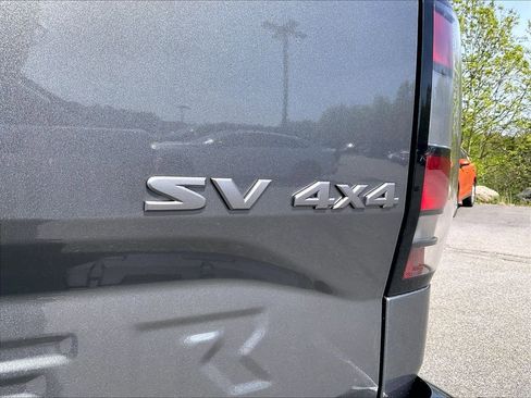 Used 2024 Nissan Frontier SV w/ SV Convenience Package AWD/4WD image 27