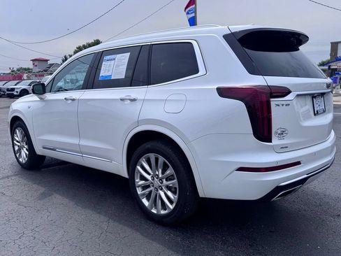 Used 2021 Cadillac XT6 Premium Luxury AWD/4WD image 4