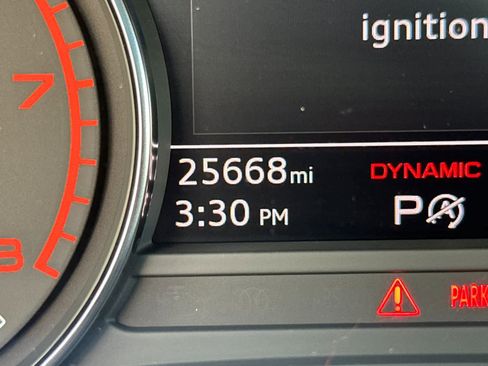 Used 2023 Audi Q5 Premium w/ Convenience Package image 25