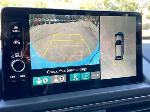 New 2025 Honda Pilot TrailSport image 15