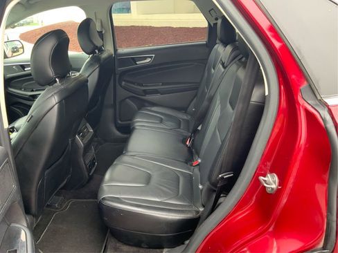 Used 2016 Ford Edge Titanium w/ Technology Package image 10