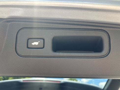 Used 2023 Honda Passport EX-L image 10