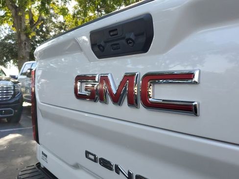 Used 2024 GMC Sierra 2500 Denali w/ Technology Package image 6