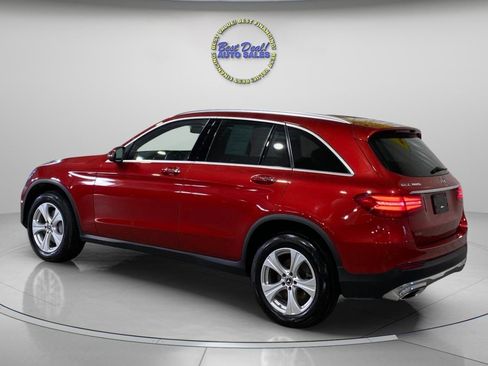 Used 2018 Mercedes-Benz GLC 300 4MATIC image 3