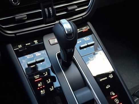 New 2026 Porsche Macan GTS AWD/4WD image 16