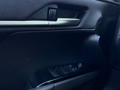 Used 2025 Toyota Camry LE image 20