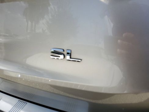 Used 2021 Nissan Rogue SL image 6