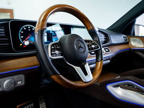 Used 2022 Mercedes-Benz GLS 450 4MATIC image 30