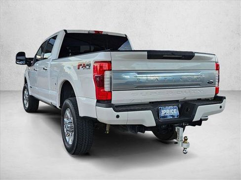 Used 2017 Ford F250 Platinum w/ Platinum Ultimate Package image 7