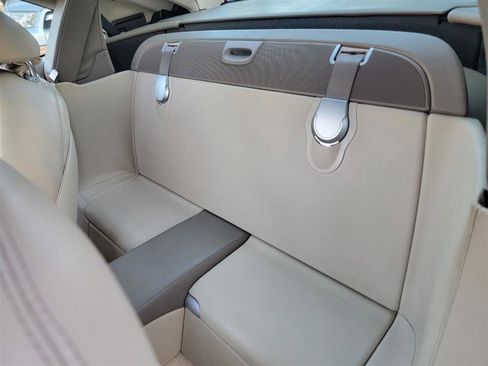 Used 2011 Mercedes-Benz SL 550 image 20