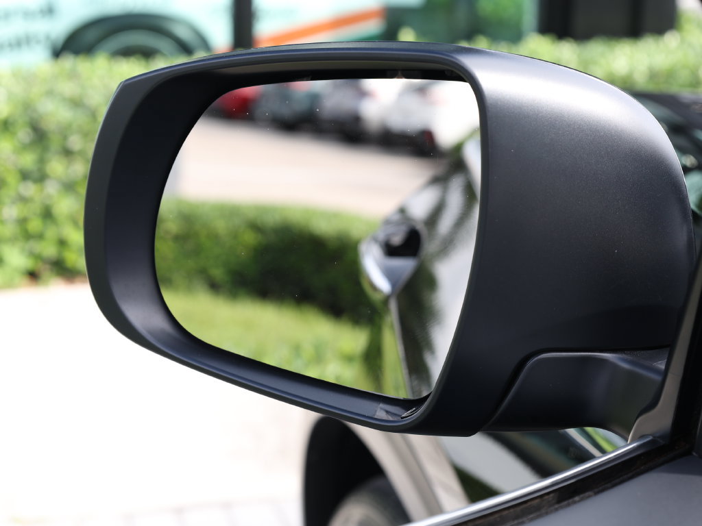 Certified 2024 INFINITI QX50 Luxe FWD image 10