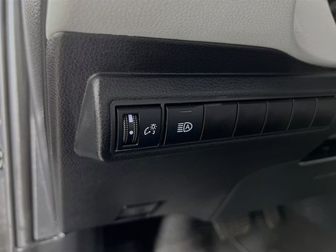 Certified 2025 Toyota Corolla SE FWD image 10