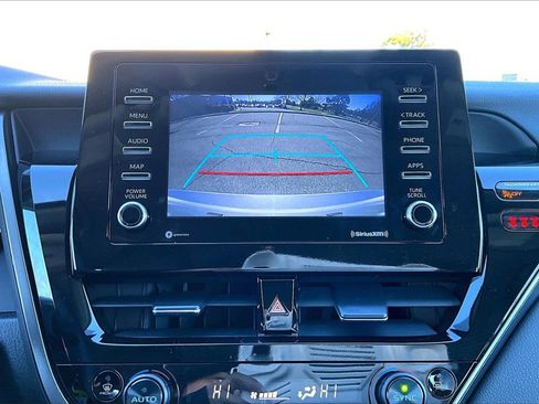 Used 2024 Toyota Camry SE image 13