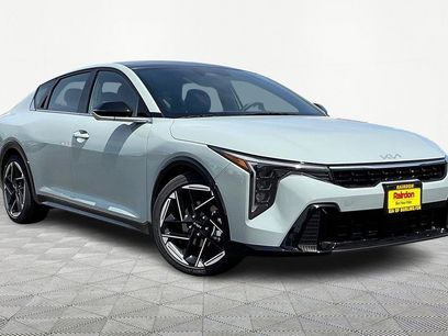New 2025 Kia K4 GT-Line w/ GT-Line Premium Package