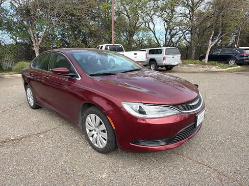 Used 2016 Chrysler 200 LX image 3