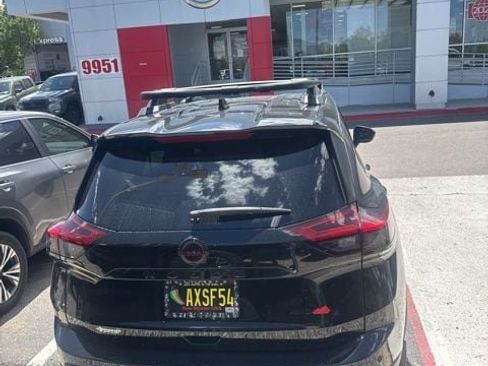Certified 2025 Nissan Rogue SV AWD/4WD image 11