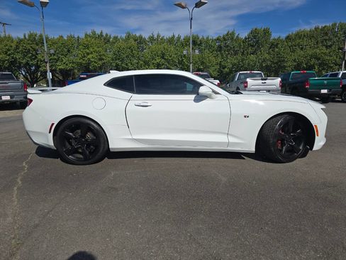 Used 2016 Chevrolet Camaro SS w/ Winter Protection Package image 5