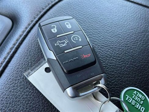 Used 2020 RAM 3500 Laramie image 38